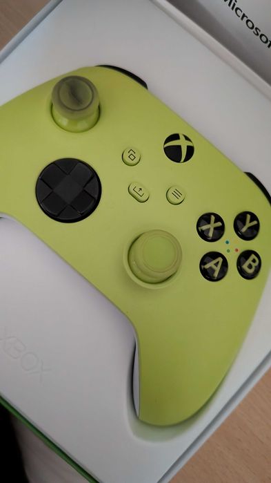 Xbox pad electric volt