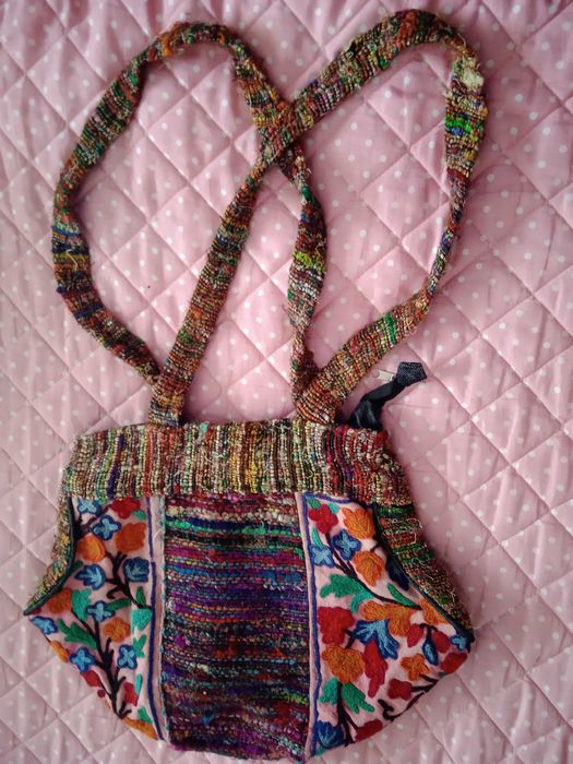 Mala artesanal do Nepal