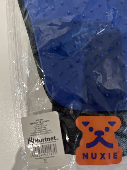 Rękawica do czesania psa lub kota