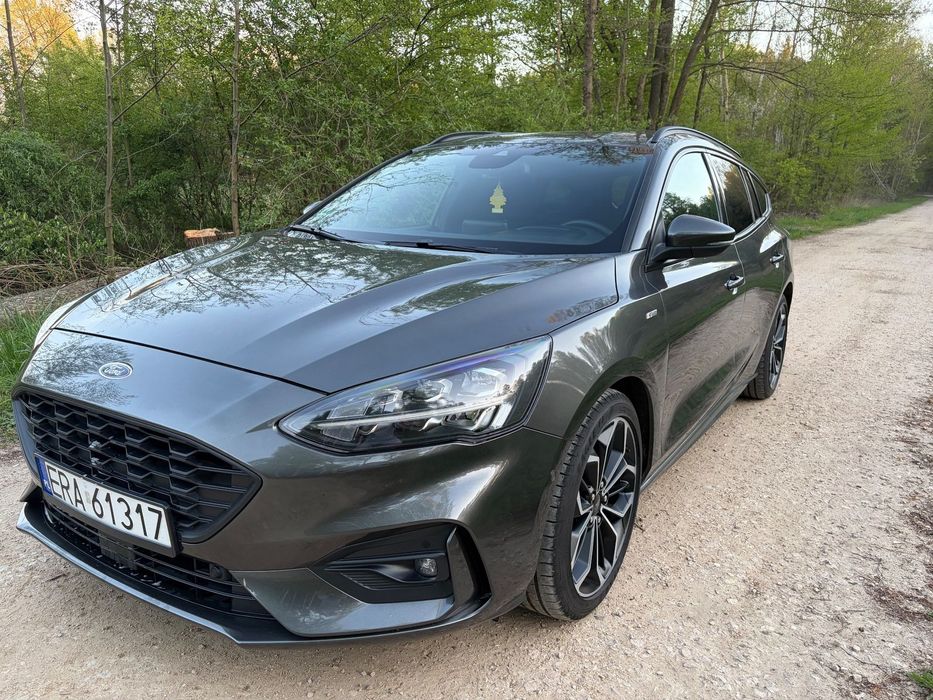 Ford Focus Focus MK4 ST-Line 182hp 6MT B&O ACC Head-up Full LED