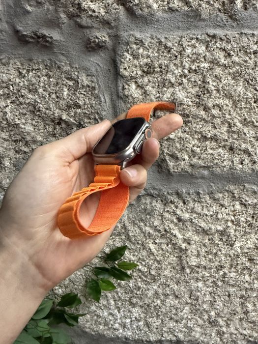 Apple Watch Ultra 1 49mm Alpine Loop Orange Grade A – Usado | Garantia