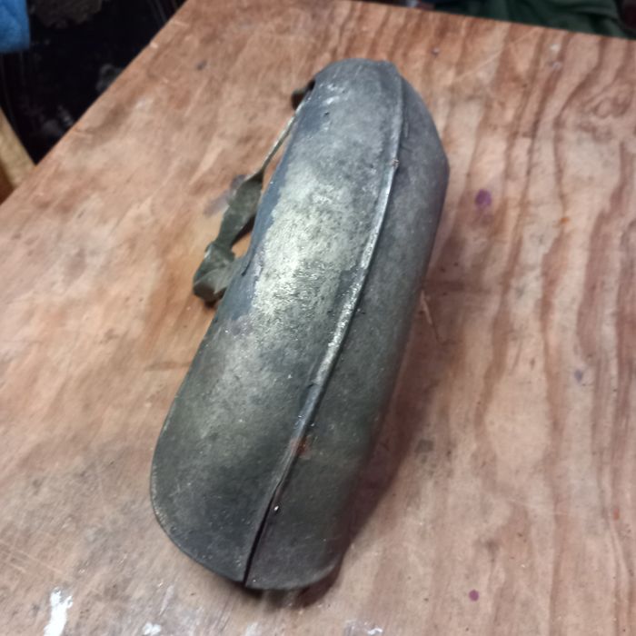 Guarda-lamas triciclo criança antigo.