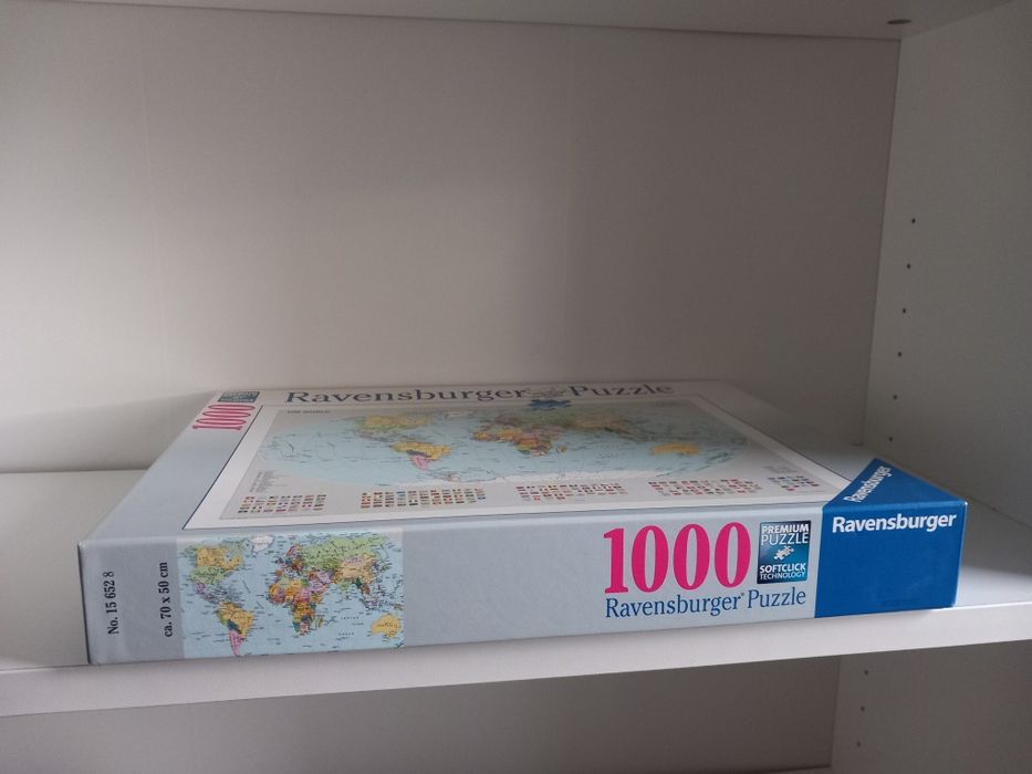 Puzzle mapa świata, żaba