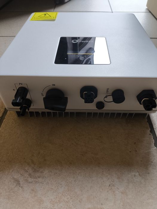 Falownik FoxESS S2500