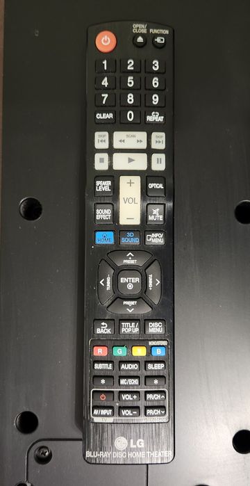 Саундбар+bluray програвач/домашній кінотеатр LG