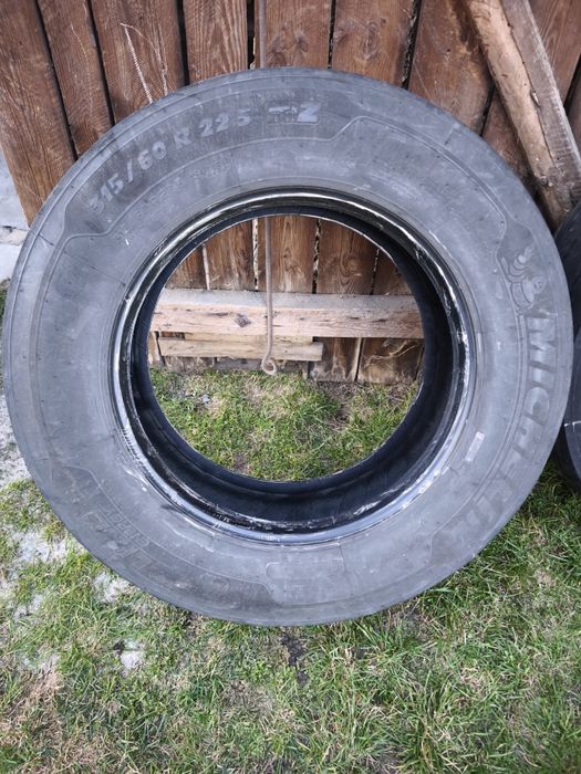 2 szt Opony Michelin 315/60/ R22,5
