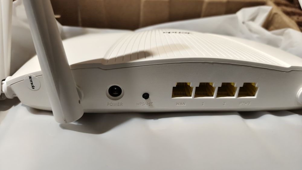 Роутер Tenda AX3000