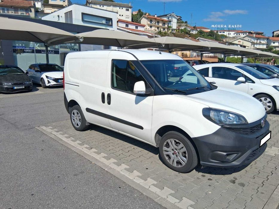 Fiat Dobló 1.3 Multijet 3 lugares 2021