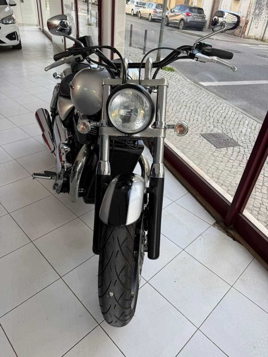 Mota Triumph  Thunderbird 1600 em optimo estado e poucos km