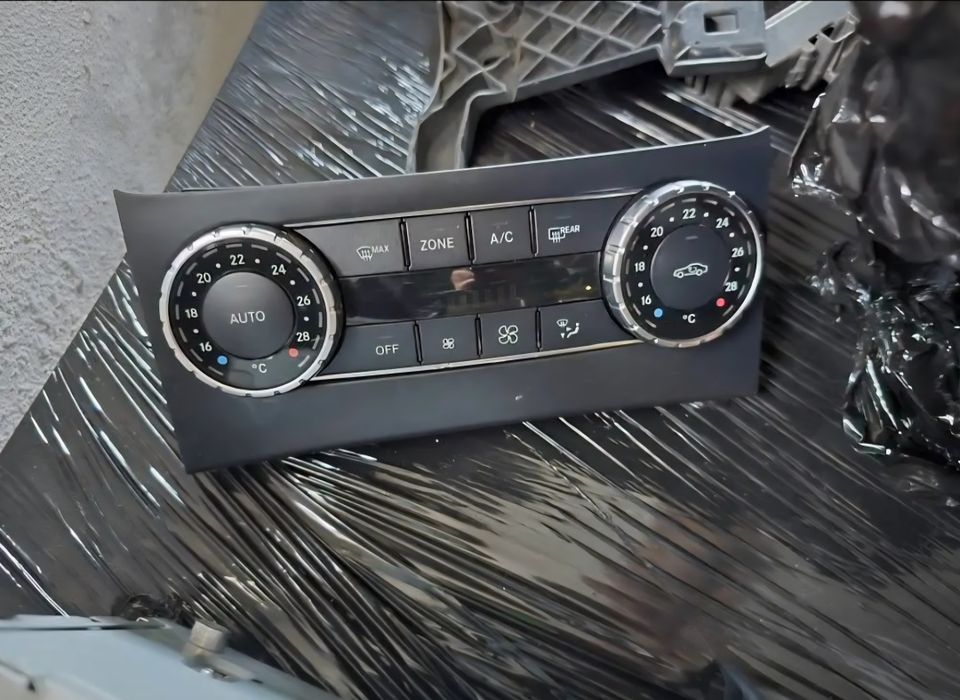 Mercedes motor 651 911  .