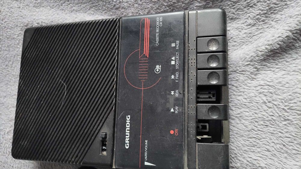 Касетний магнітофон Grundig CR 105. Грюндік магнитофон
