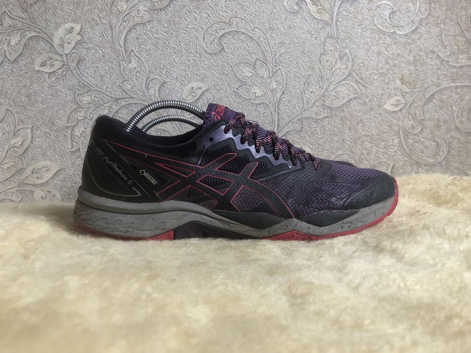 Водонепроникні трекінгові кросівки Asics Gore-Tex 42,5 42 41, 27 26,5