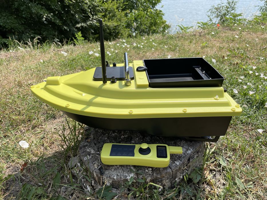 З ГЛИБИНОМІРОМ GPS D36E Короповий кораблик для риболовлі Прикормочний Карповий завезення прикормочный Карповый кораблик для рыбалки завоза прикормки