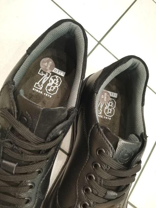 Buty Bugatti + Komplet Skarpetek Gratis