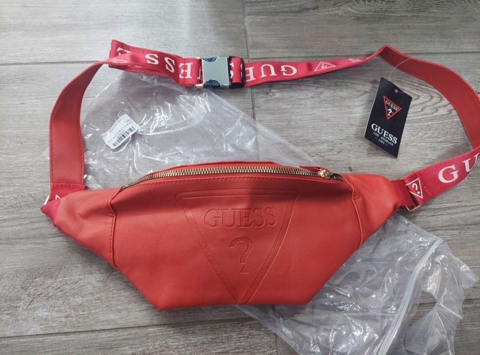 Nowa skórzana nerka saszetka GUESS na ramię lub pas czerwona