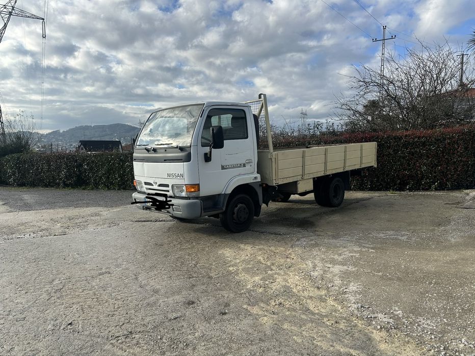 Nissan cabstar so 140 mil km
