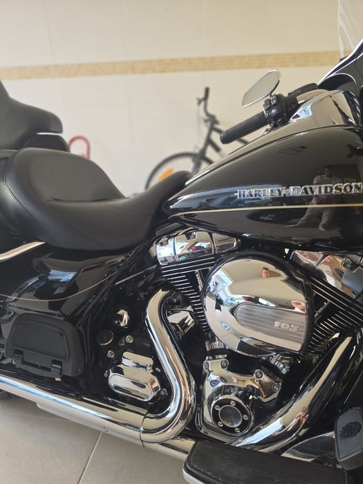 Harley davidson electra glide