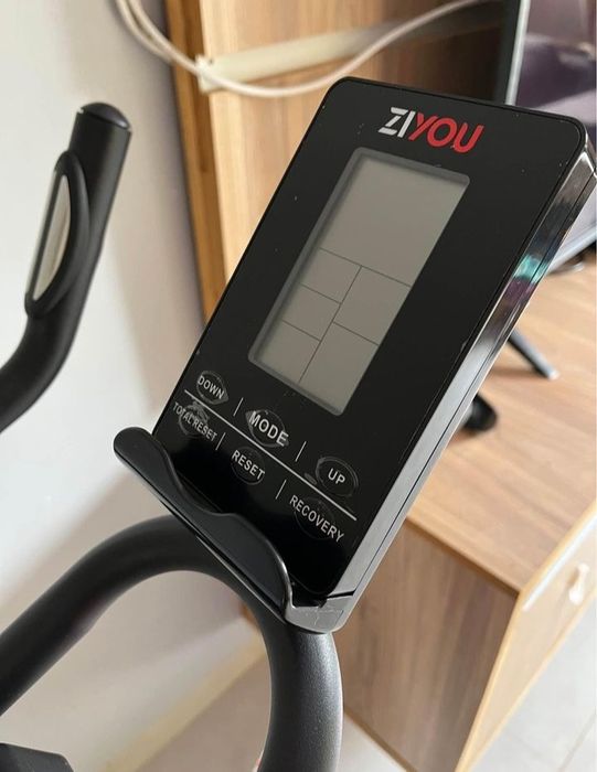 Vendo - Bicicleta estática com Bluetooth