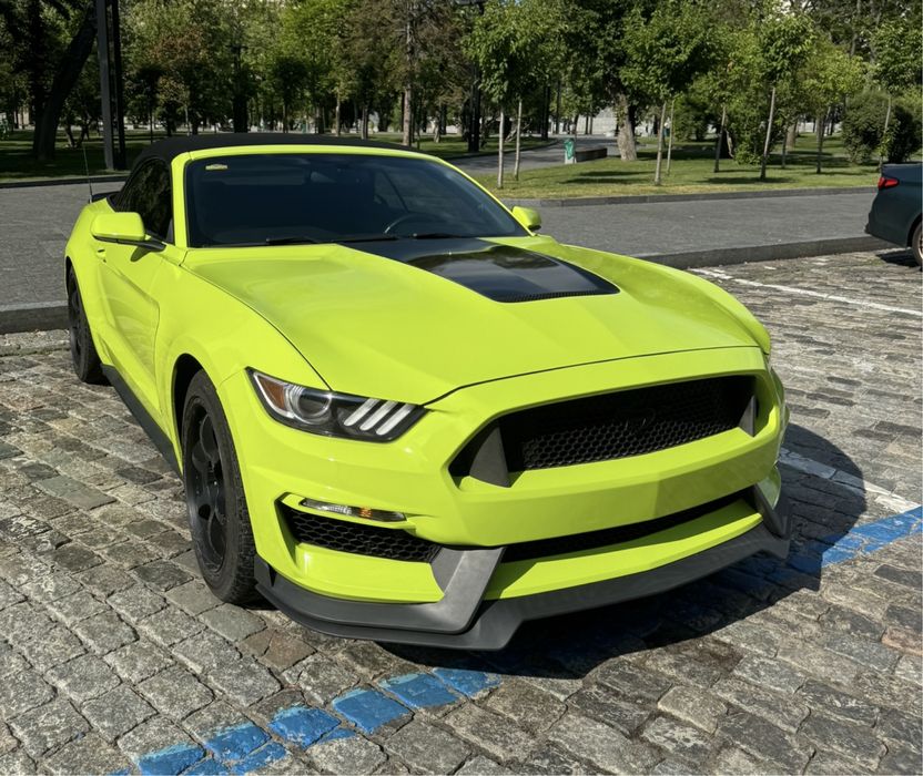 Аренда авто Мустанг кабриолет и Камаро на фотосессию свадьбу съемку!