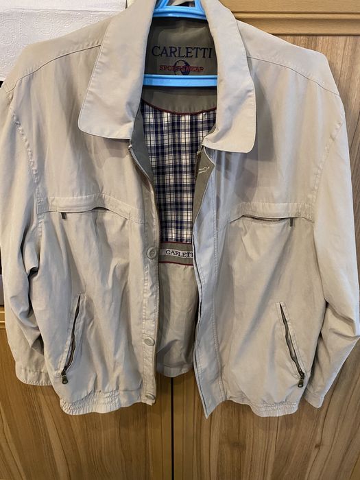 Демісезонна  чоловіча ветрівка Carletty