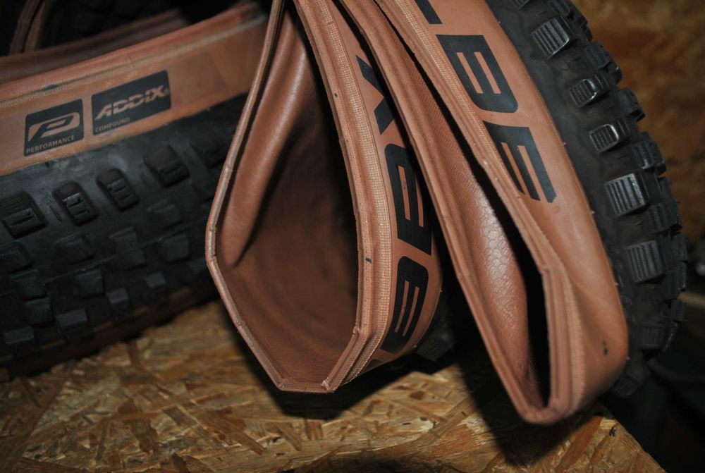 Zestaw Opon SCHWALBE Nobby Nic HS602 29x2.40 bronze zwijane