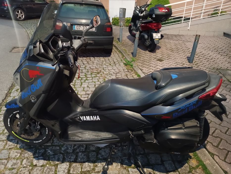 Yamaha X Max 400