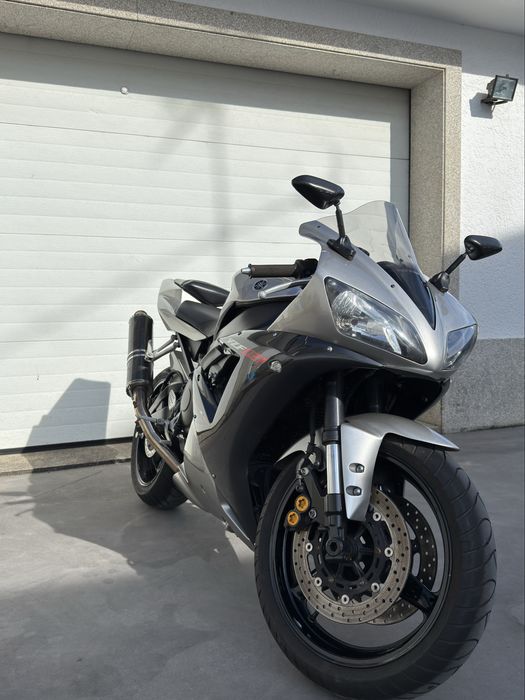 Yamaha yzf-R1 2003