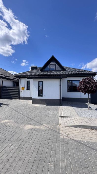 Будинок з дизайнерським ремонтом. Тепла підлога по всій площі! 42300