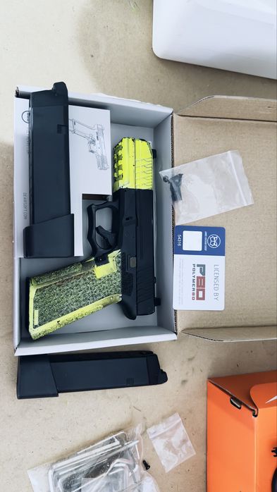 EMG Glock P80 JDG GBBR c/ 2 mags