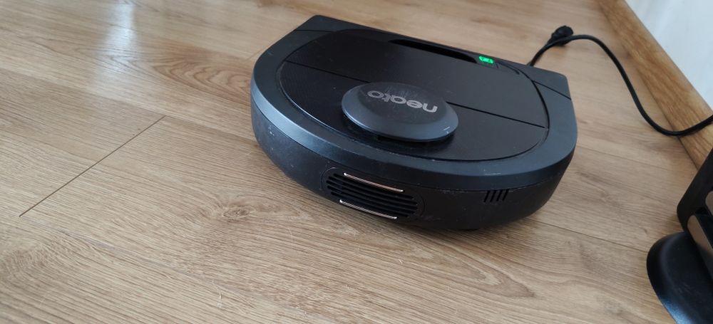 Odkurzacz robot NEATO Botvac D4