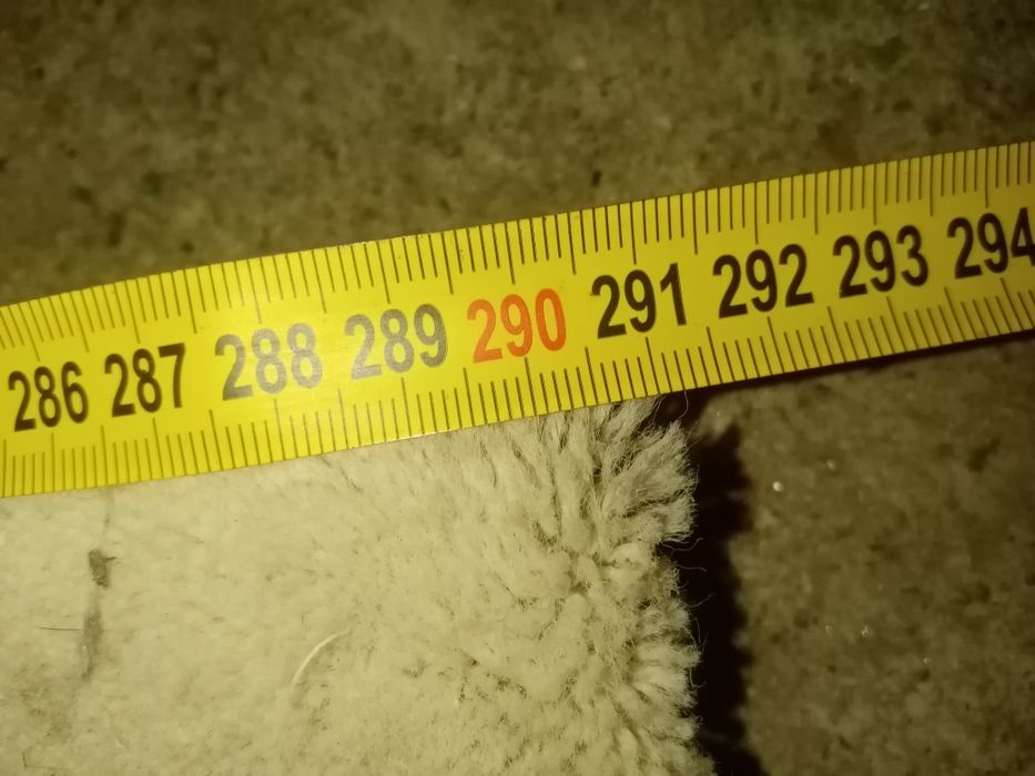 Ковер бежевый цвет