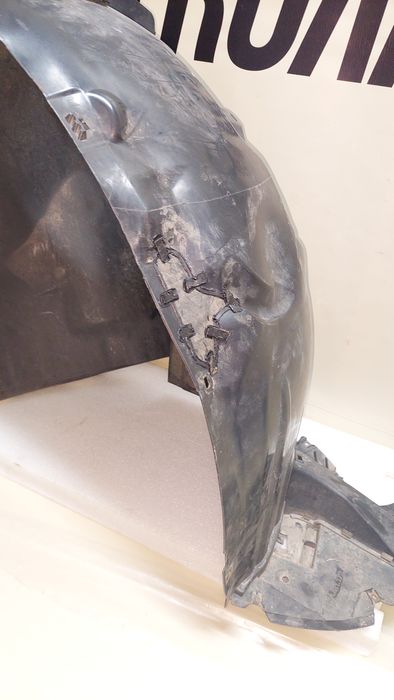 Audi Q3 , 2018- підкрилок передній, in02017