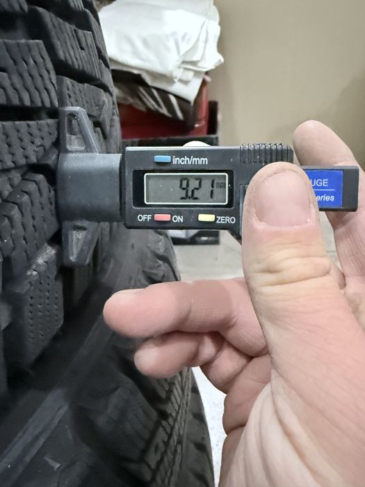 Зимняя резина Roadstone winguard 195/55 r15