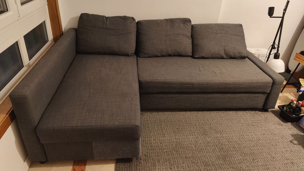 Sofá cama com chaise longue (até 2 de Julho)