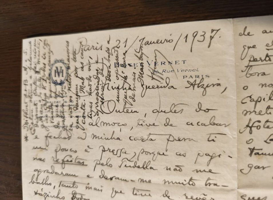 Manuscritos de Amor, 1937 Paris, entre Alzira e Affonso.