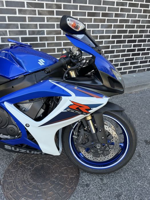 Suzuki GSXR 600 K7 Yoshimura - Muito Estimada