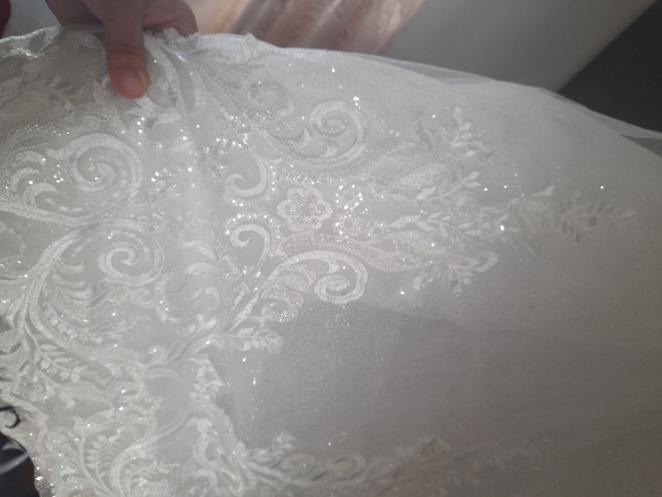 Продам весільне плаття