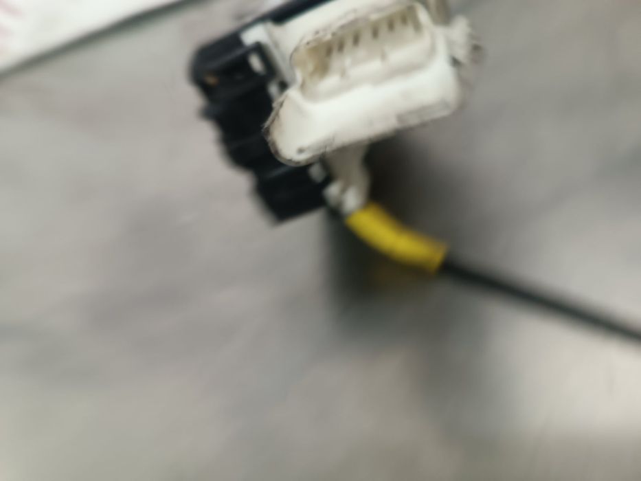 Fechadura / Fecho Porta Frente Esquerdo CITROËN JUMPY II - 9681335380