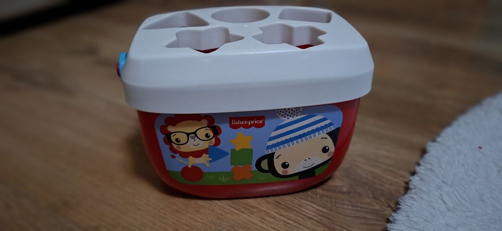 Sorter Fisher price dziecko zabawka niemowlę kształty komplet