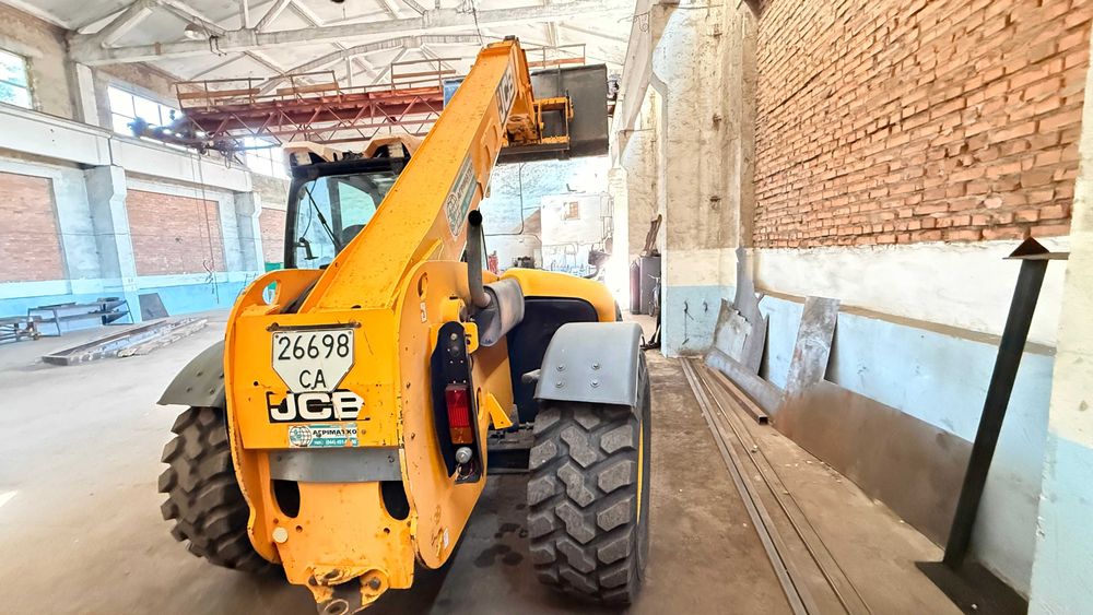 Продам навантажувач телескопічний JCB 531-70, 2012 року