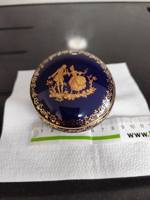 Porta jóias em porcelana