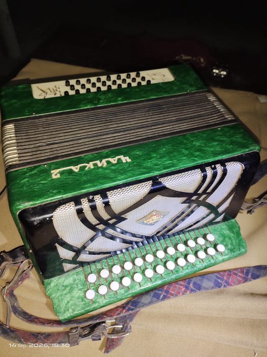 Продам гармонь-гармошку (Шуйська) чайка-2
