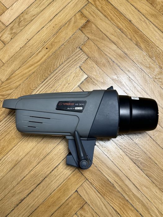 Студійний спалах Visico VE-300 обмін на LED