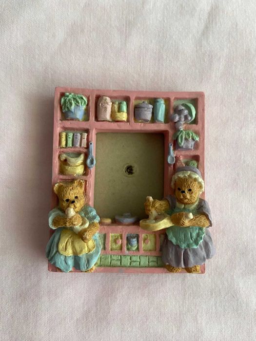 Vintage Bear Frame64873895312130122