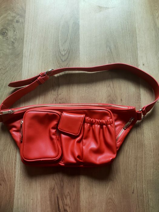 Nerka firma Reserved