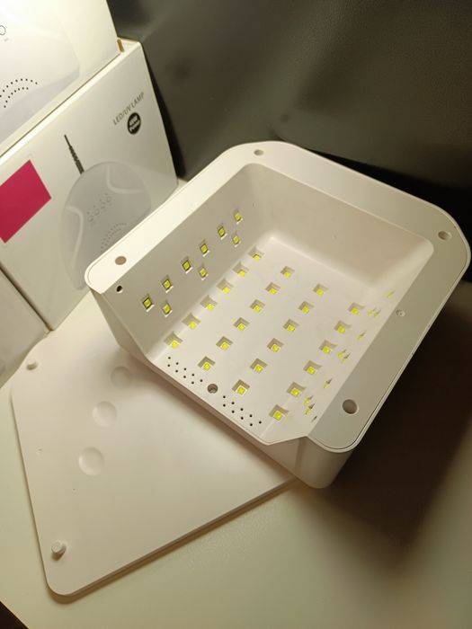 Акум Лампа для манікюру  UV/LED для гель лаку SUN Y31