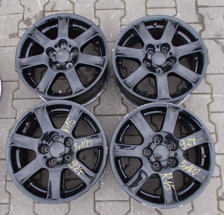 Felgi aluminiowe RIAL 5x100 7Jx15 ET39 Nr.924
