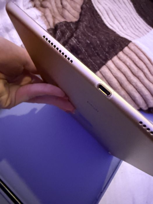 iPad Pro 10.5 em bom estado + capa e carregador