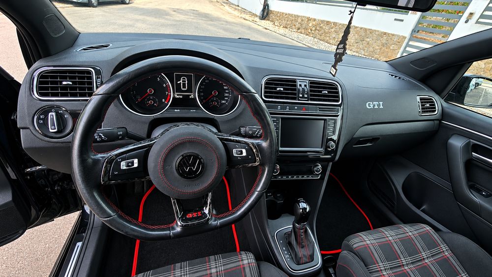 VW Polo GTI 1.8 TSI DSG 2015