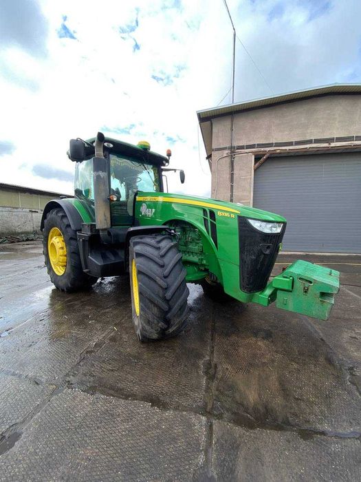 Трактор JOHN DEERE 8335R